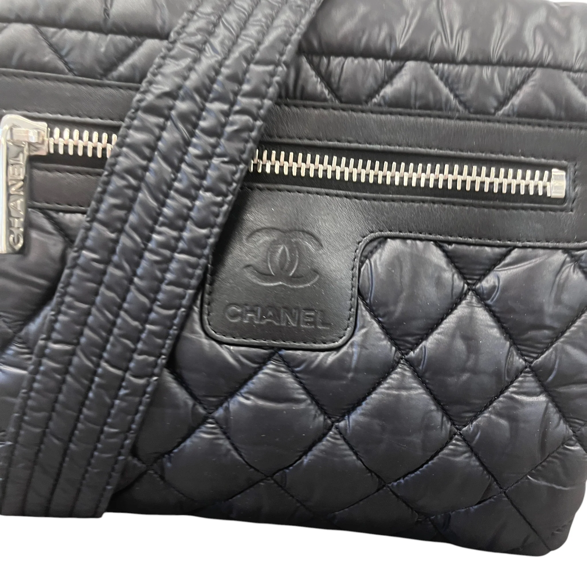 Women's Medium Coco Cocoon Messenger Bag Black - Image 10