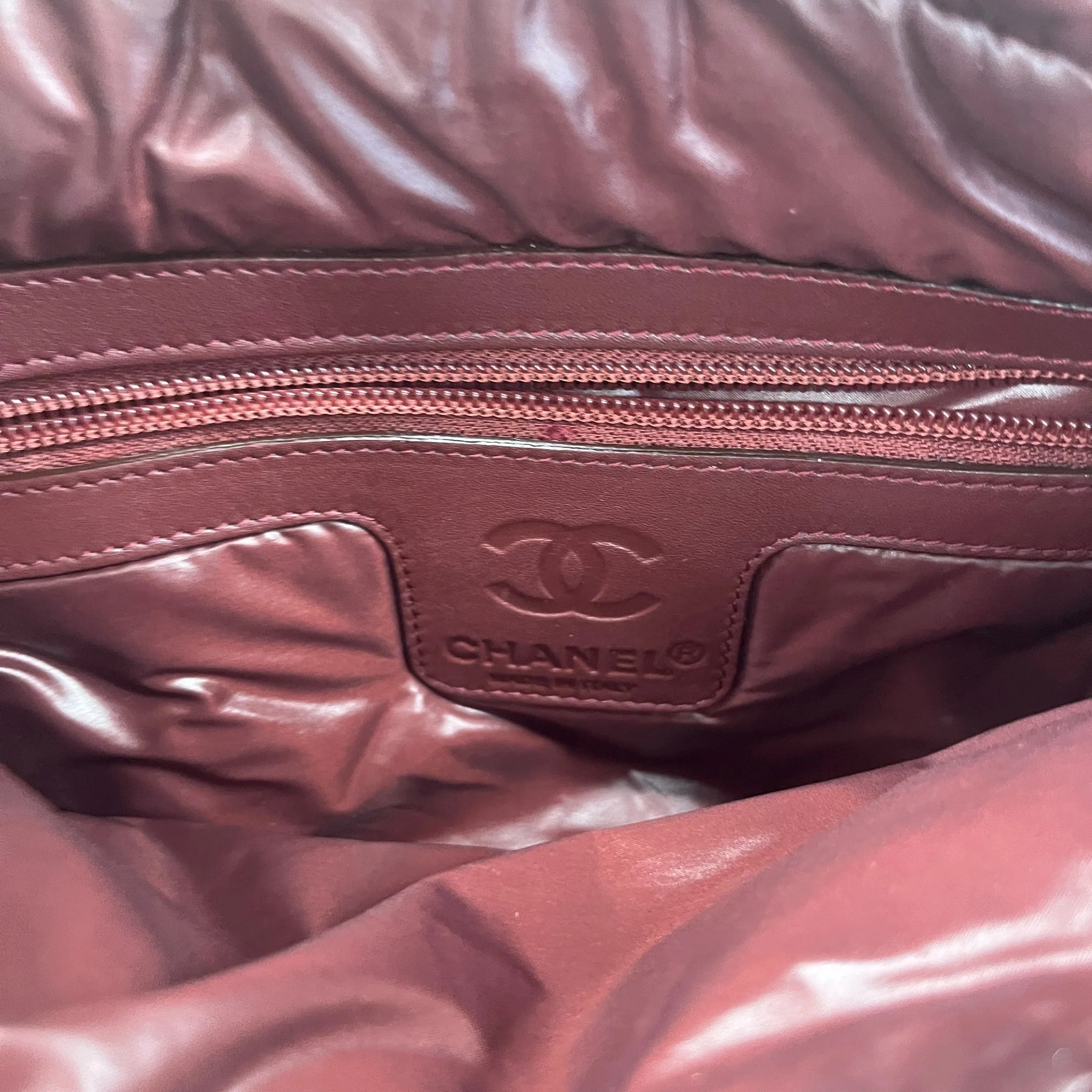 Women's Medium Coco Cocoon Messenger Bag Black - Image 12