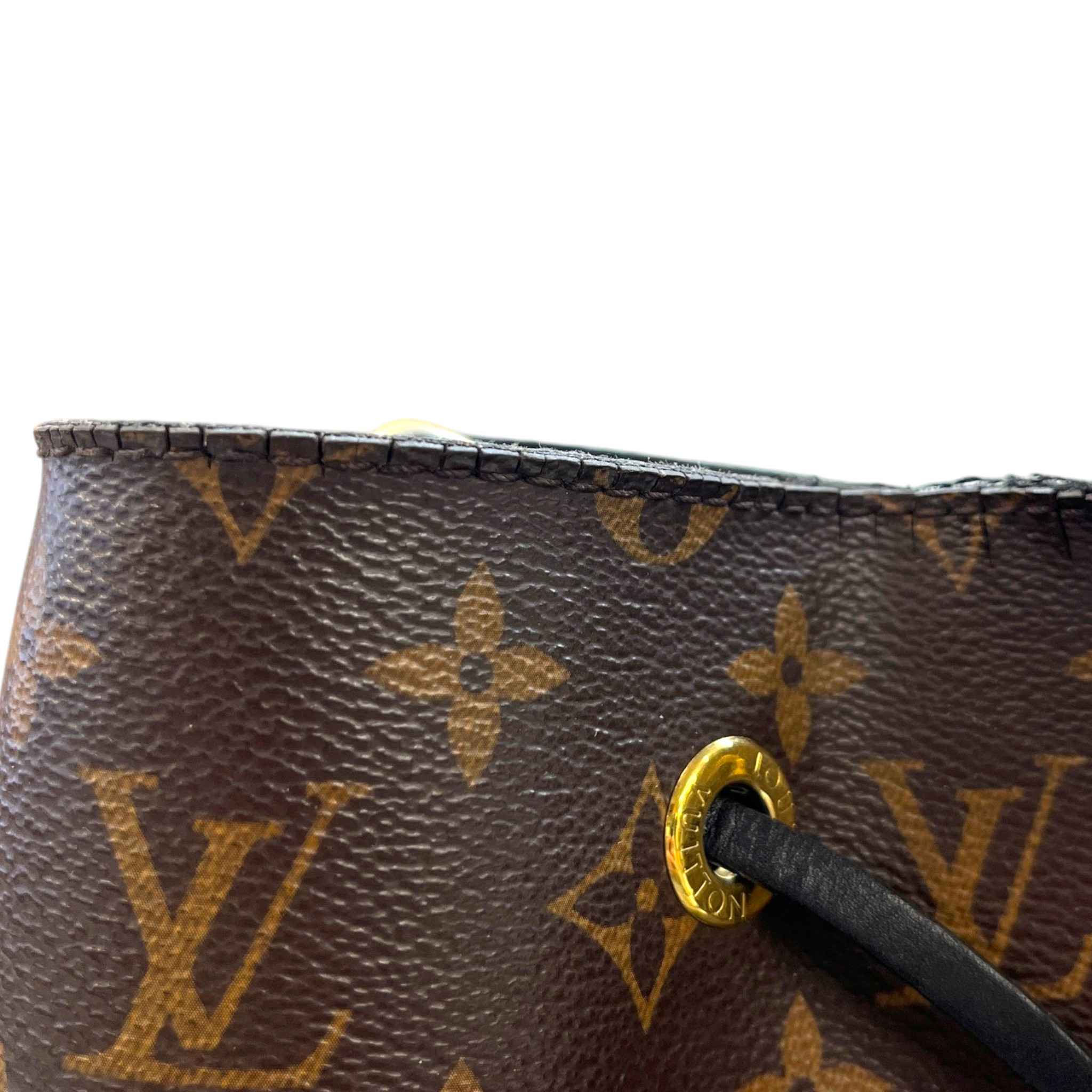 Women's Monogram Néonoé Bucket Bag Brown - Image 15