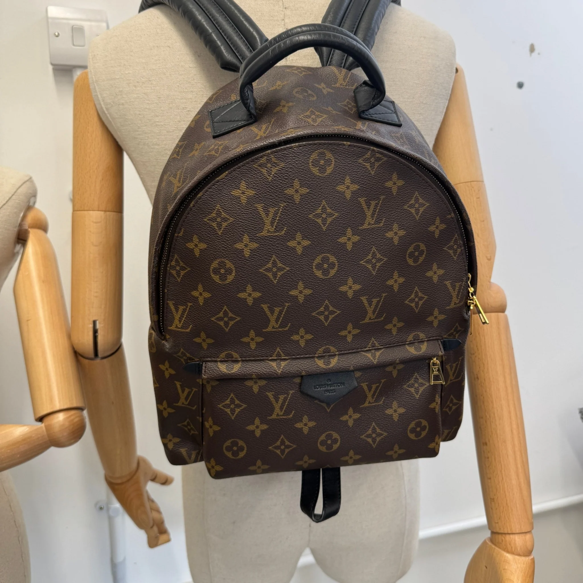 Women's Monogram Palm Springs Mm Backpack Brown - Image 2