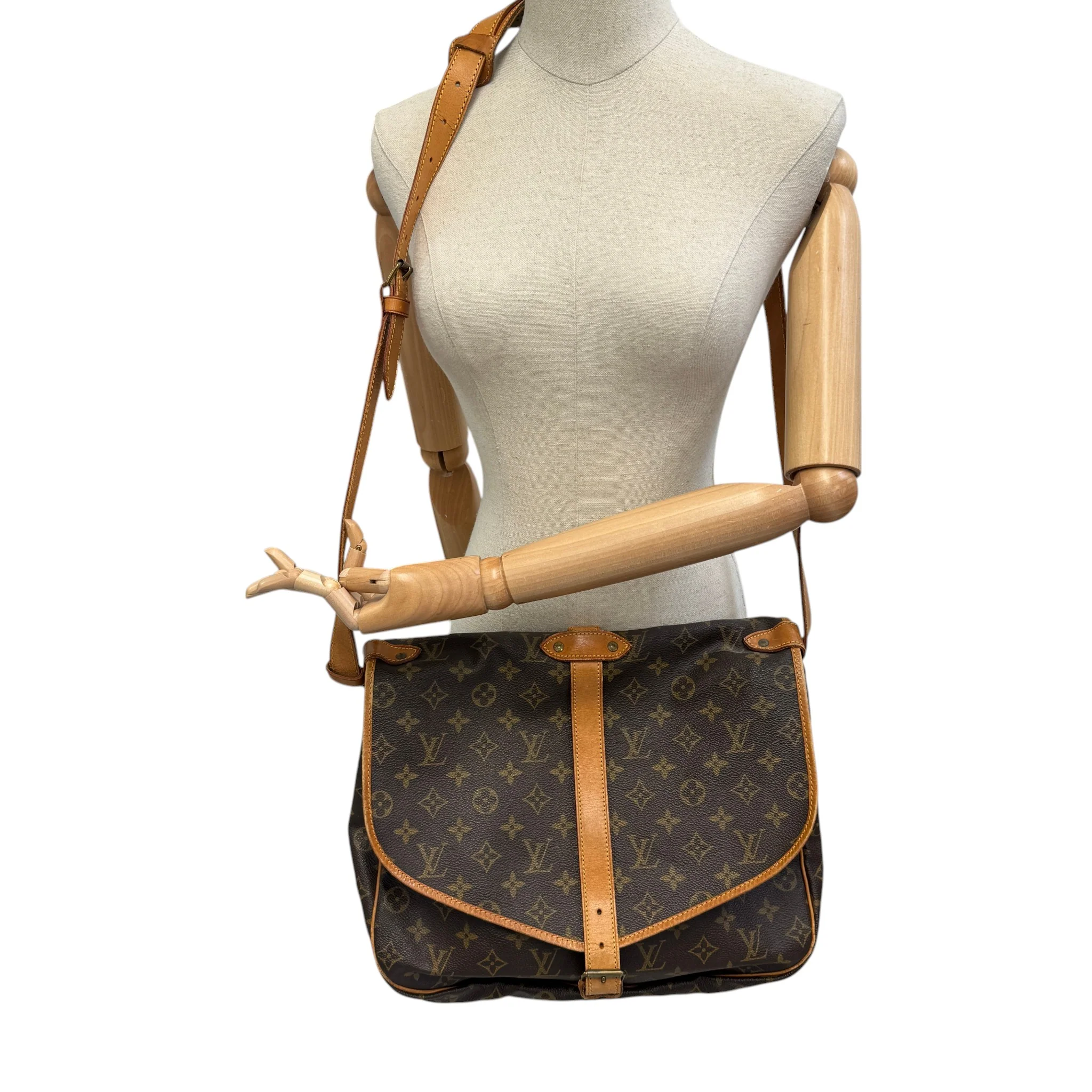 Women's Monogram Saumur 35 Handbag Brown - Image 2