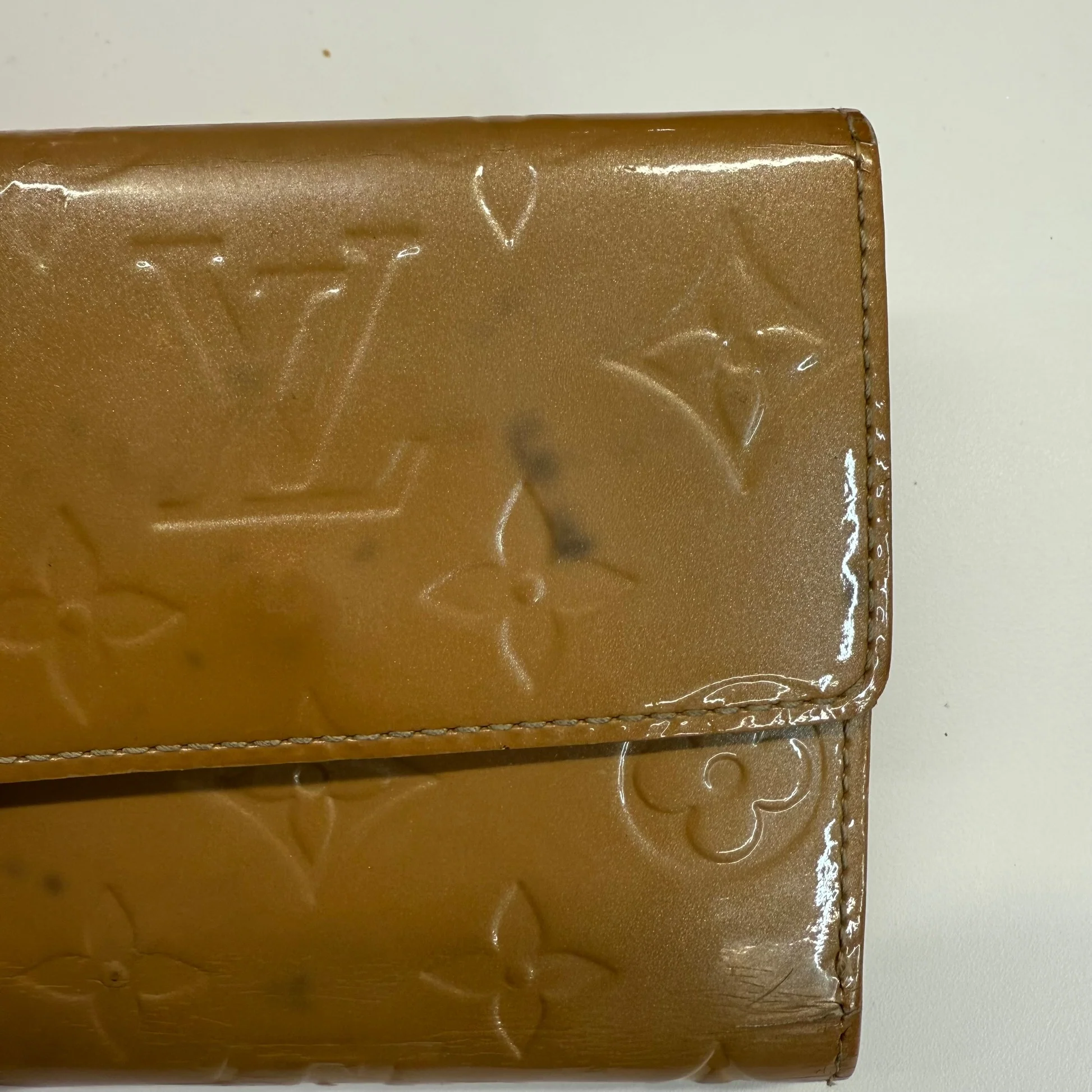 Women's Monogram Vernis Wallet Gold Size S - Image 13