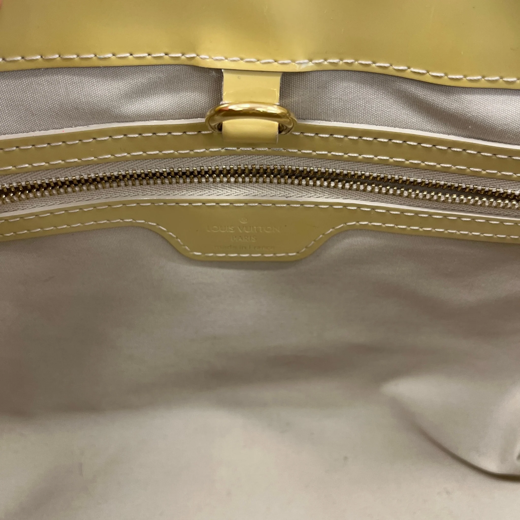 Women's Monogram Vernis Wilshire Pm Bag Yellow - Image 11