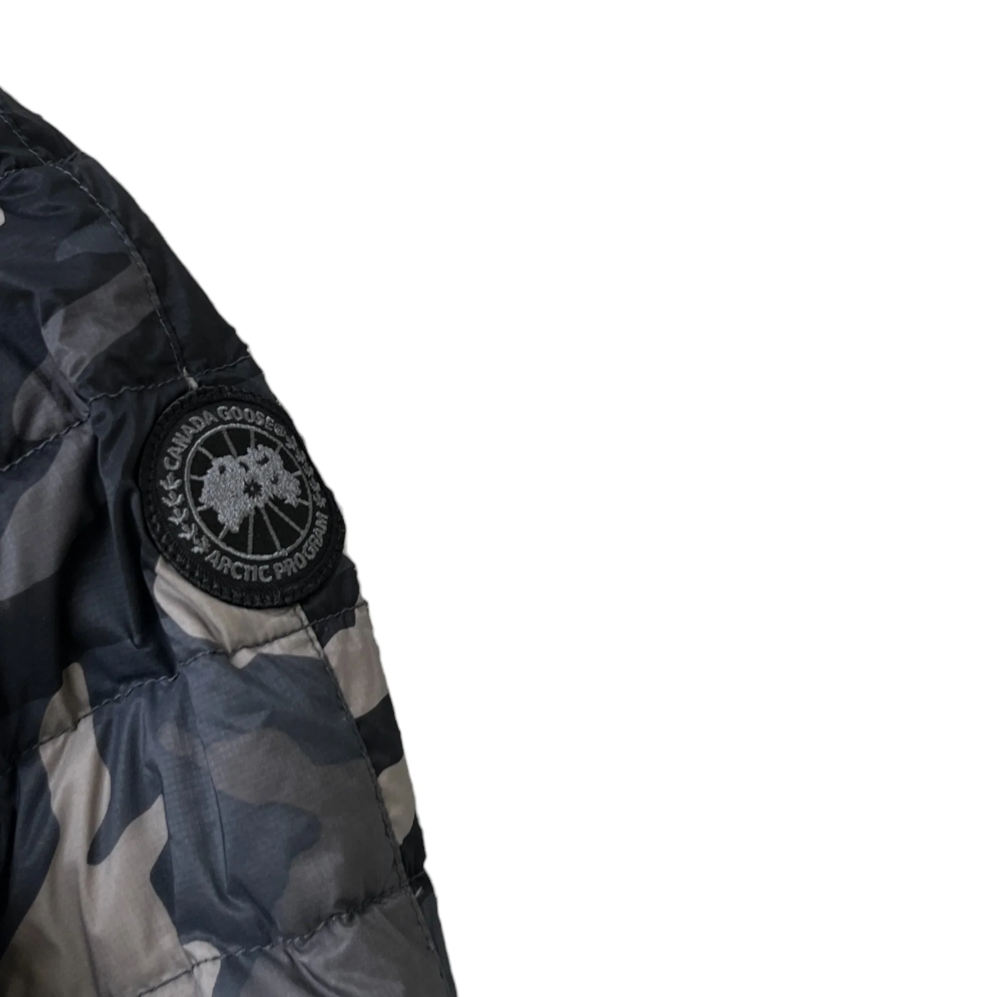 Women's Montgomery Camo Down Jacket Black Size M - Image 5