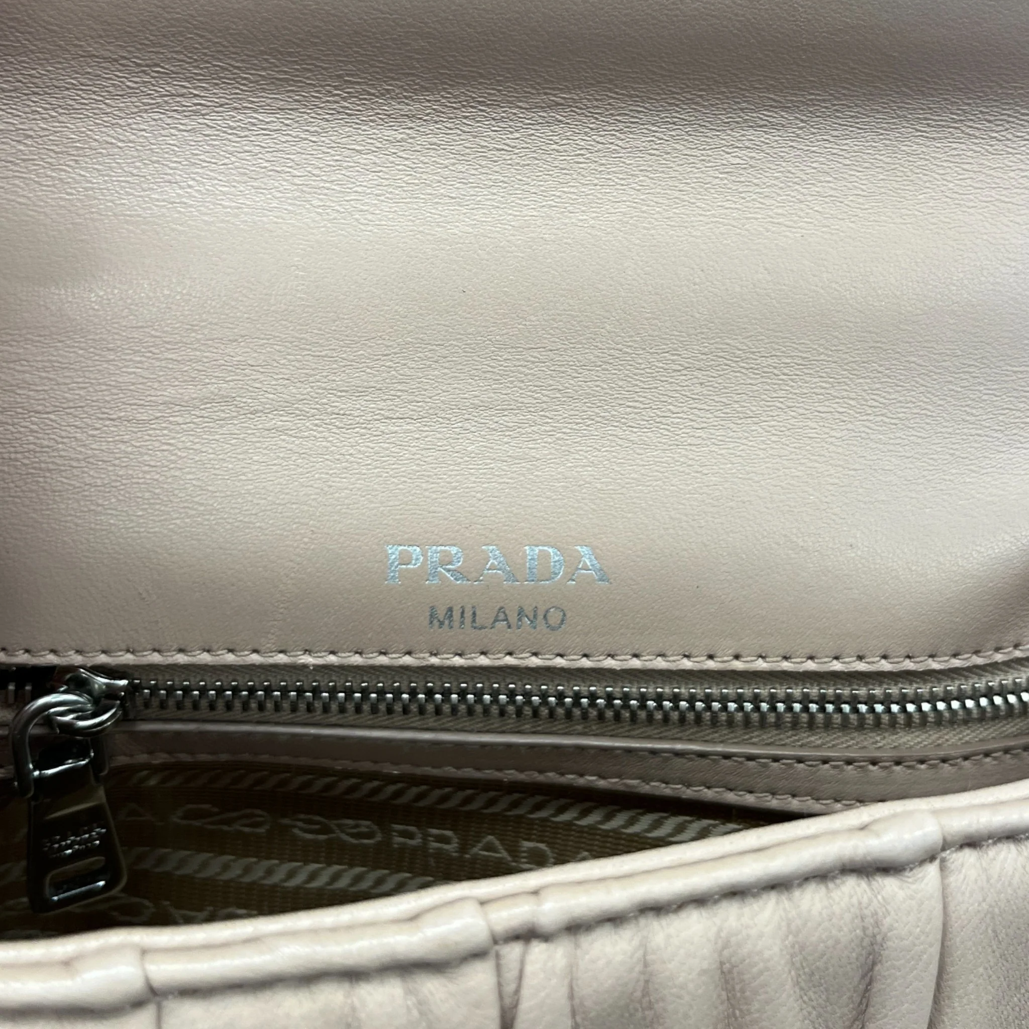 Women's Nappa Gaufre Bag Beige - Image 11