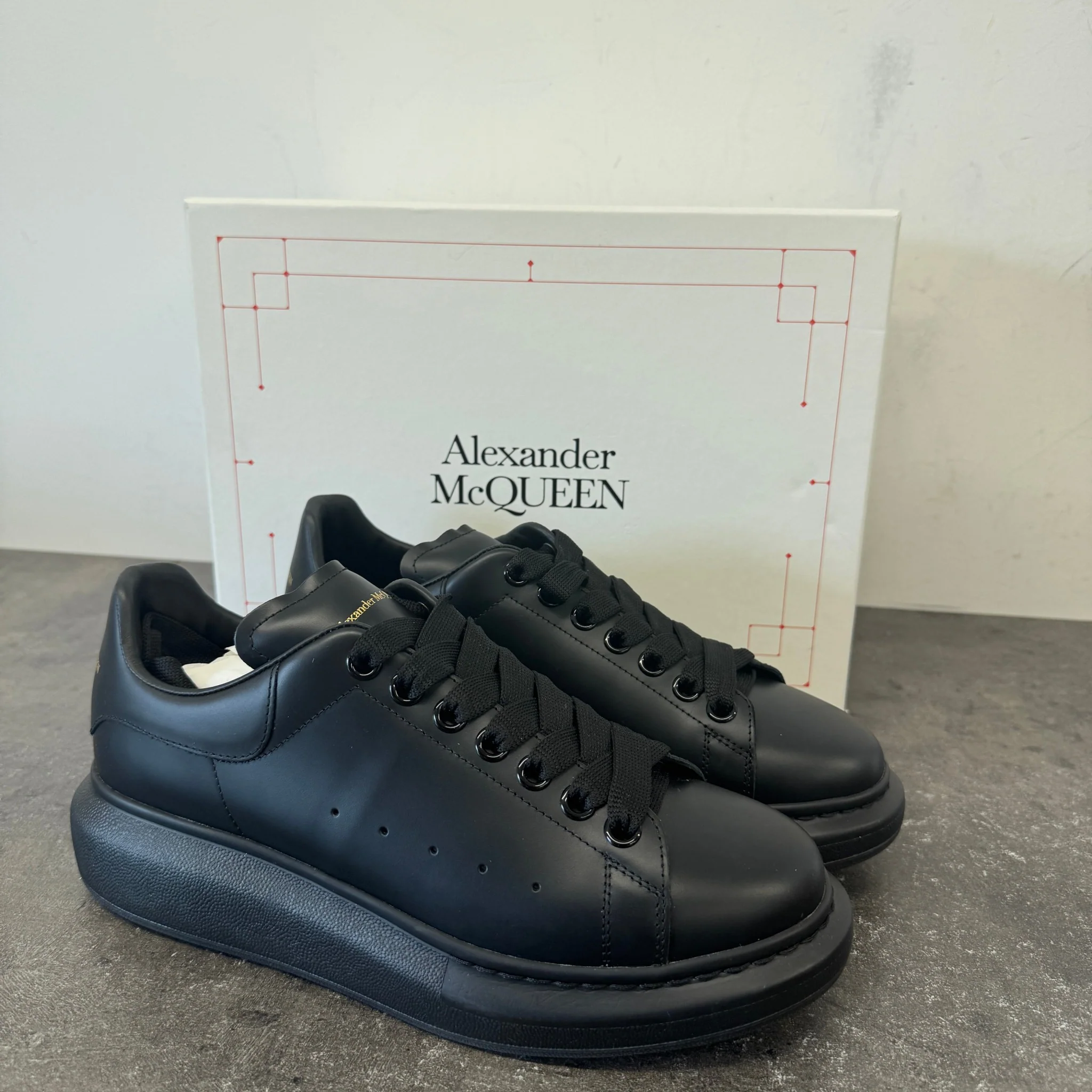 Women's Oversized Low Trainers Black Size EU 40 / UK 7 - Image 12