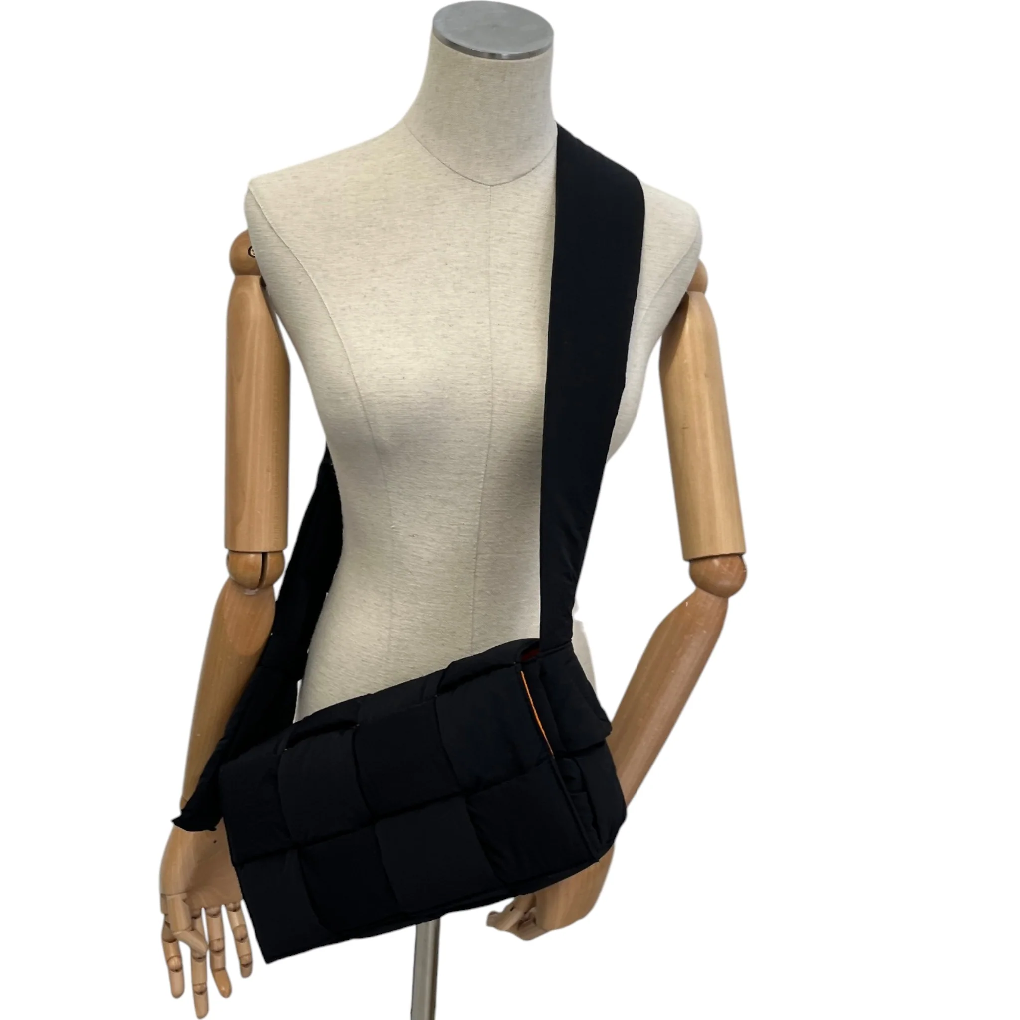 Women's Padded Tech Cassette Bag Black - Image 2