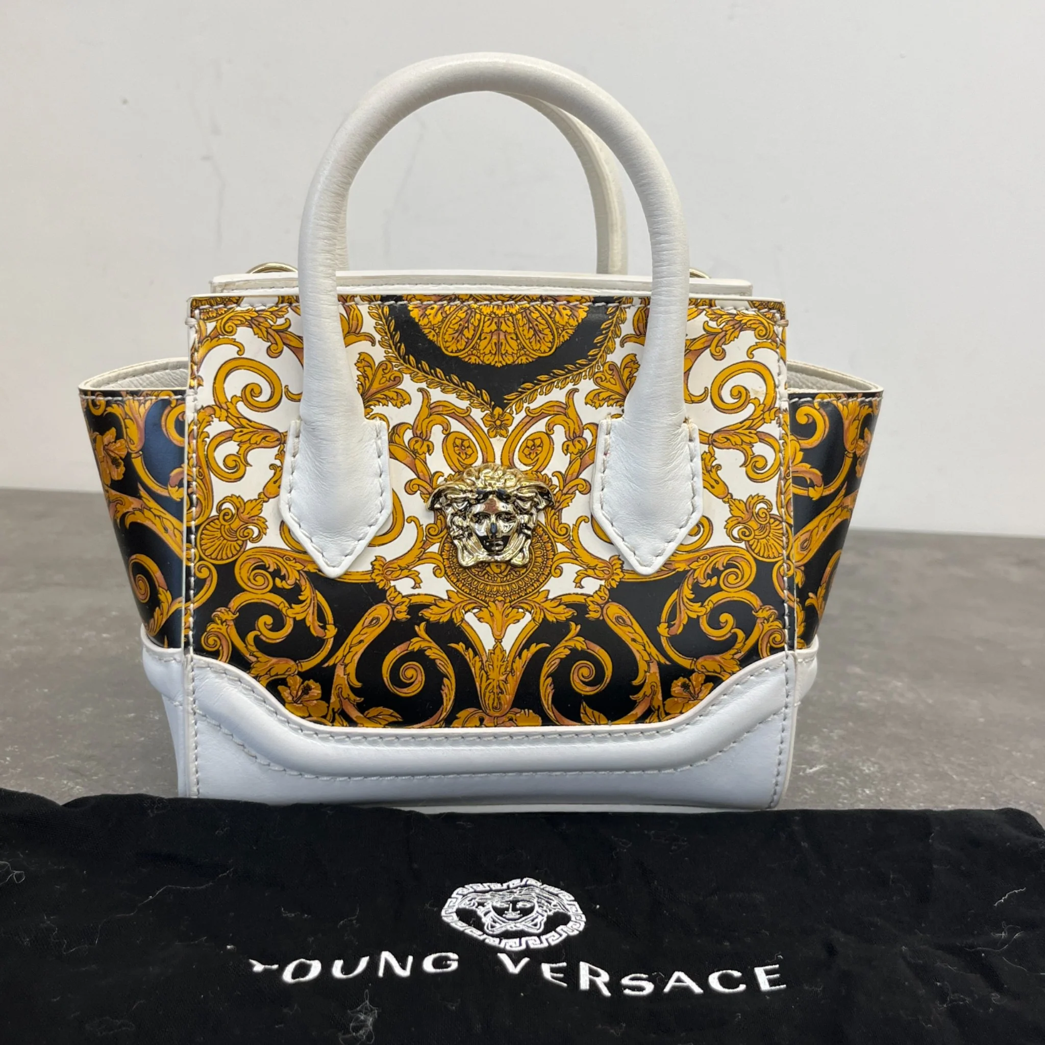 Women's Palazzo Empire Medusa Small Bag White - Image 13