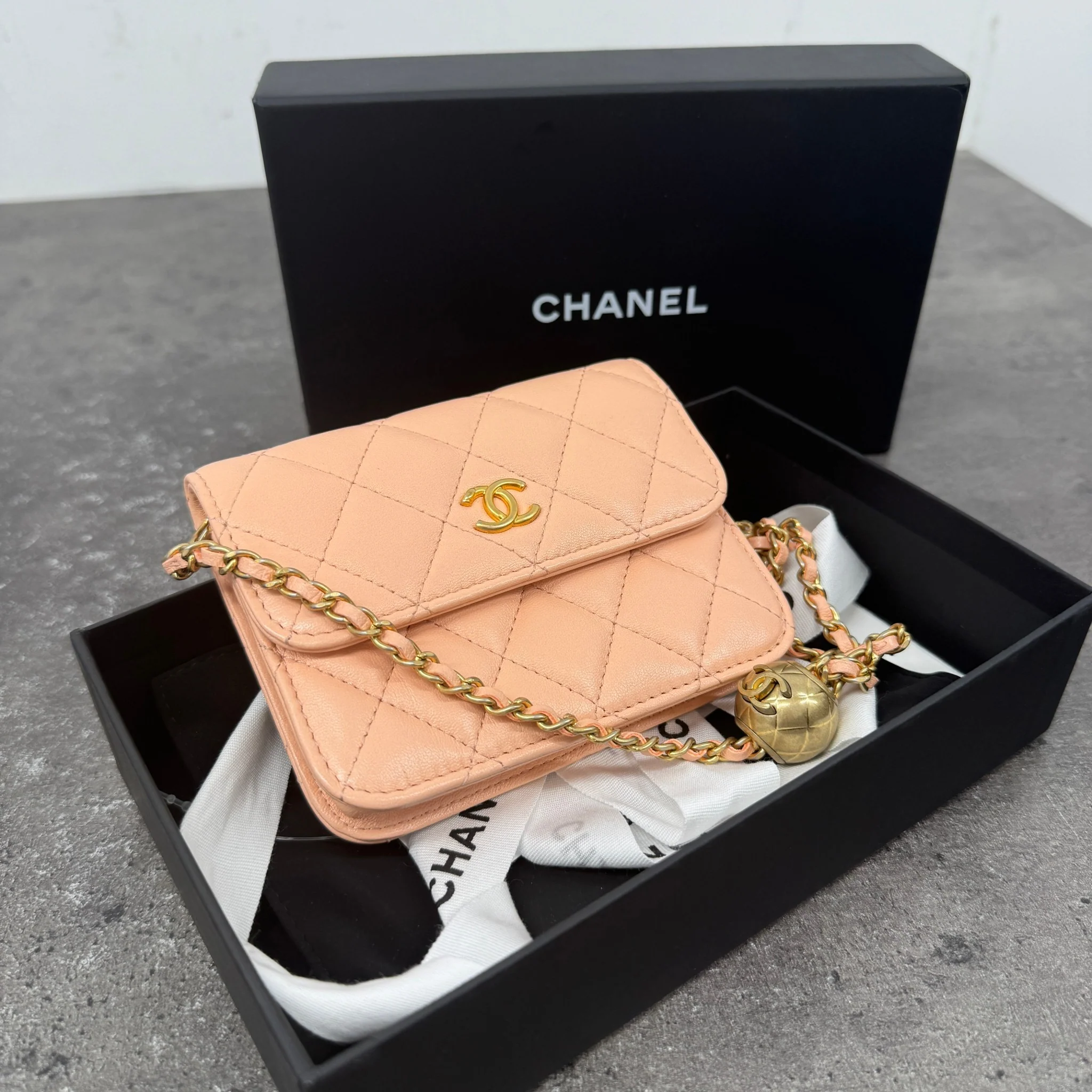 Women's Pearl Crush Wallet On Chain Handbag Pink - Image 14