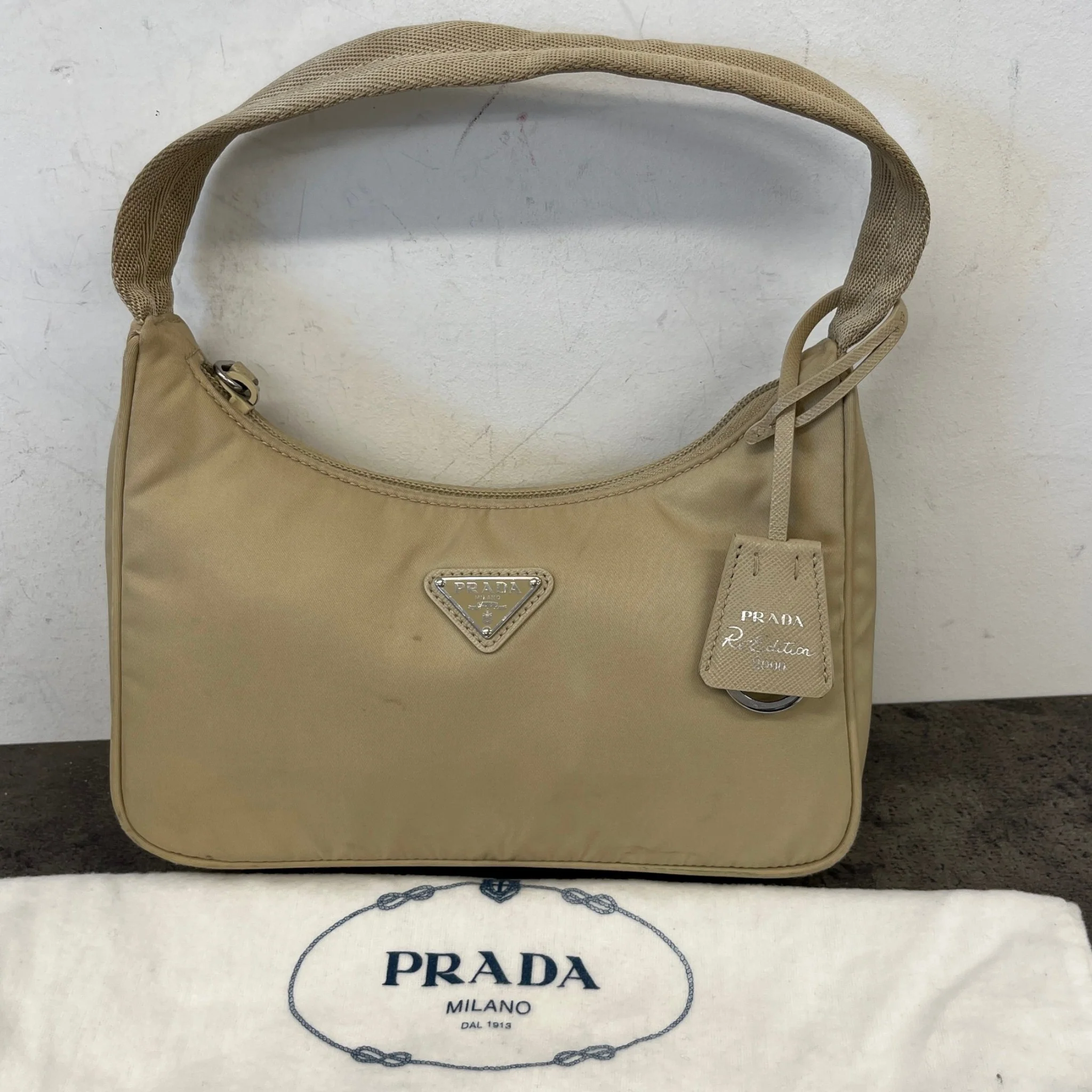 Women's Re-Edition 2000 Re-Nylon Bag Beige - Image 12