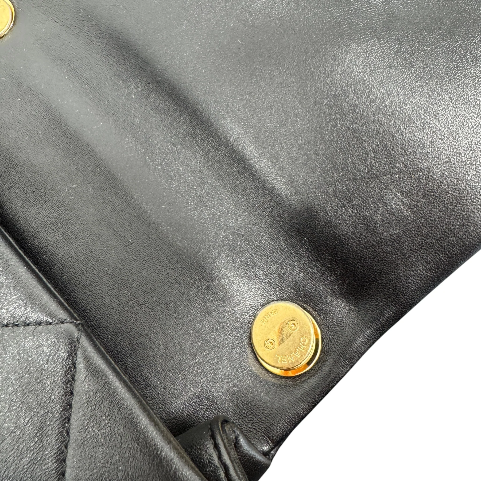 Women's Seasonal Rainbow Chain Flap Bag Black - Image 12