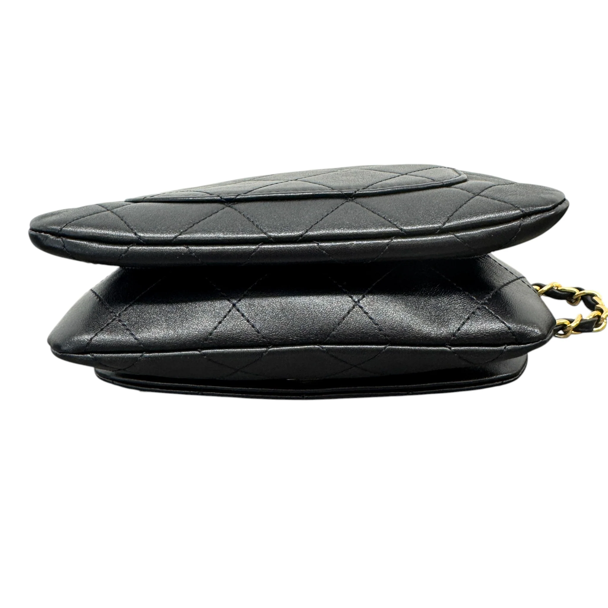 Women's Seasonal Rainbow Chain Flap Bag Black - Image 8