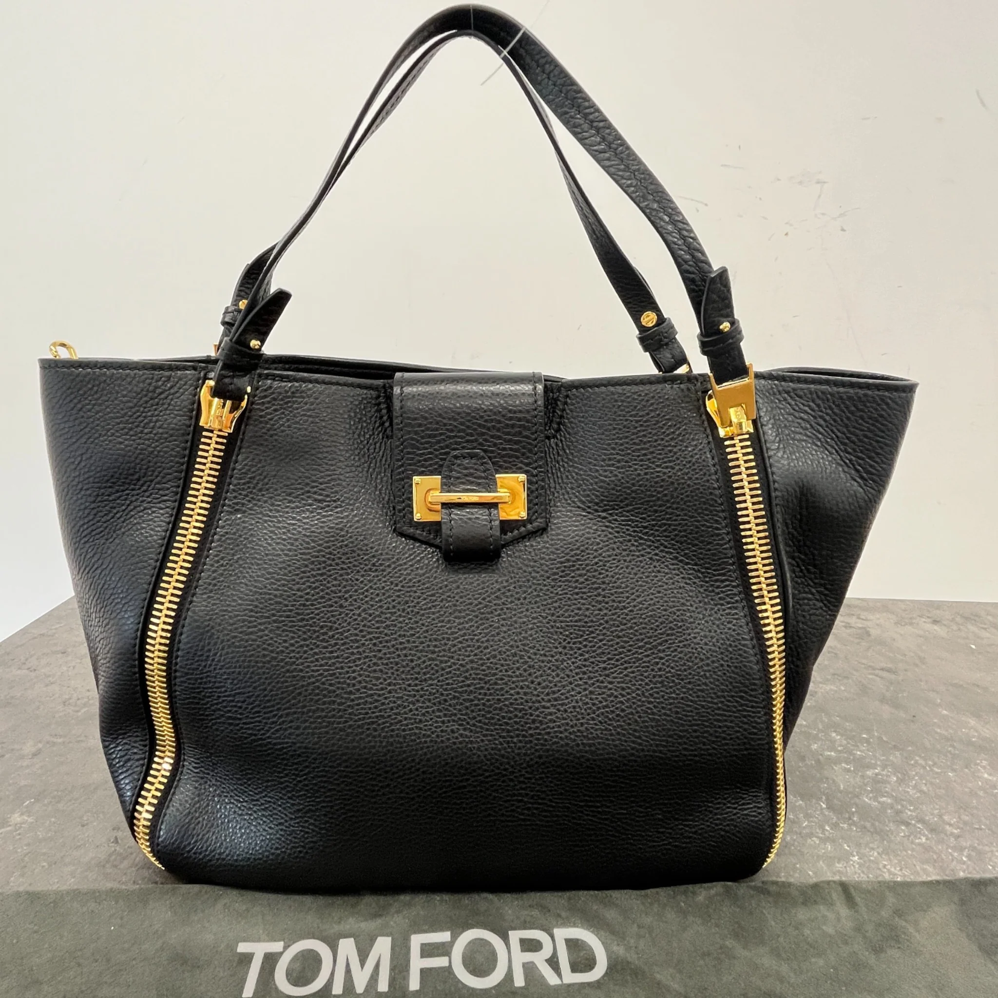 Women's Sedgwick Medium Handbag Black - Image 12