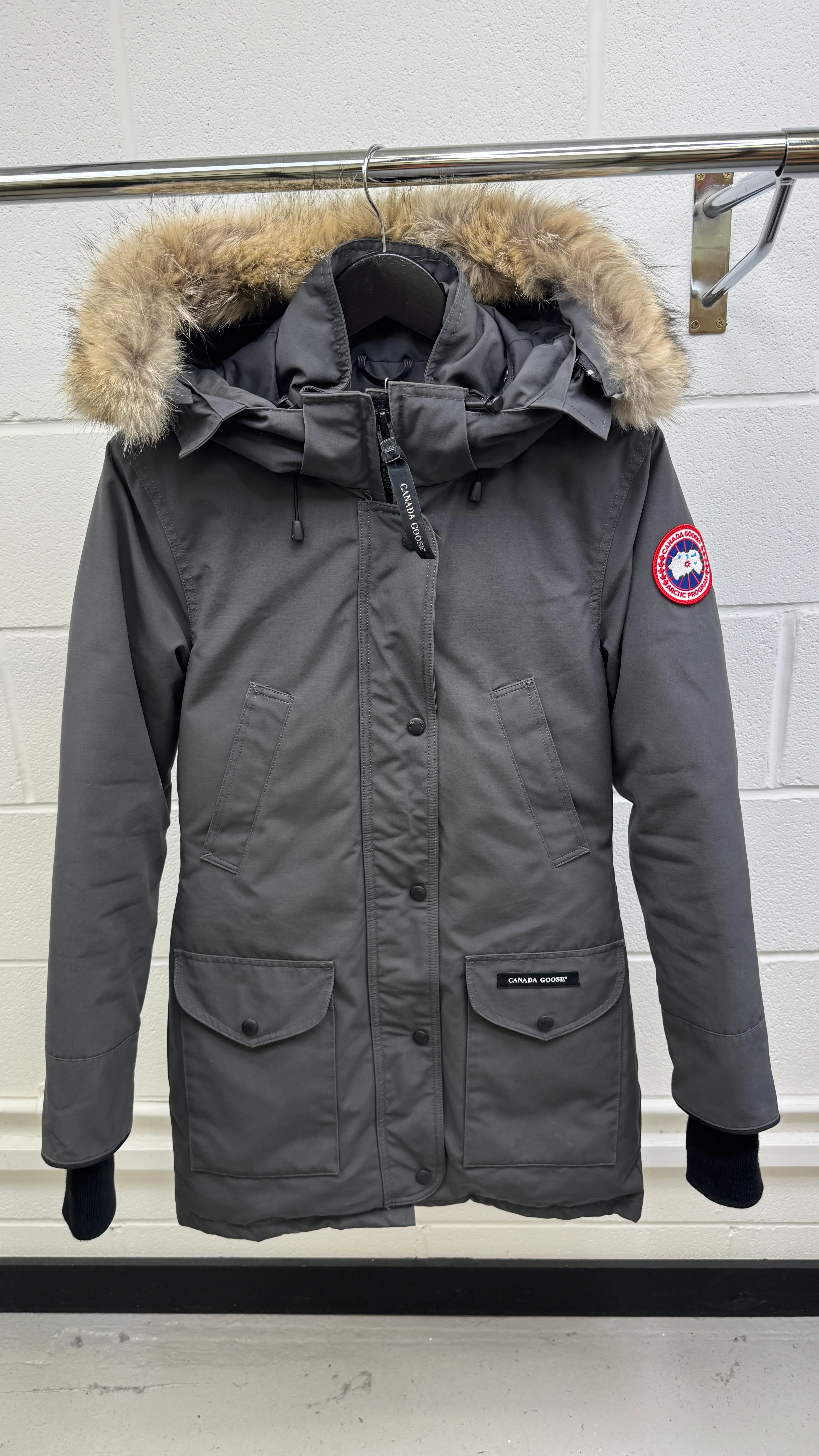 Women's Trillium Down Jacket Grey Size XS - Image 10