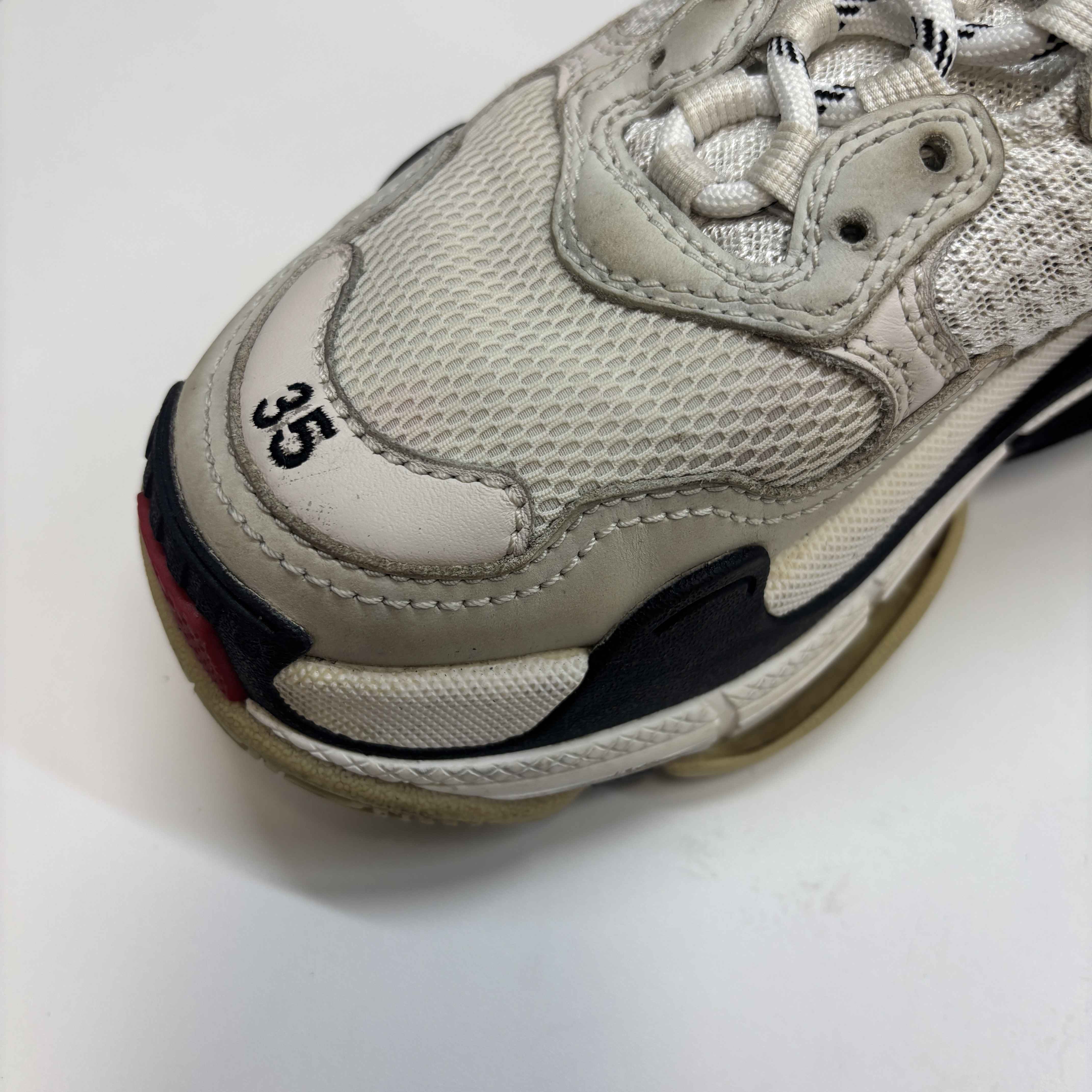 Women's Triple S Low Trainers White Size EU 35 / UK 2 - Image 17