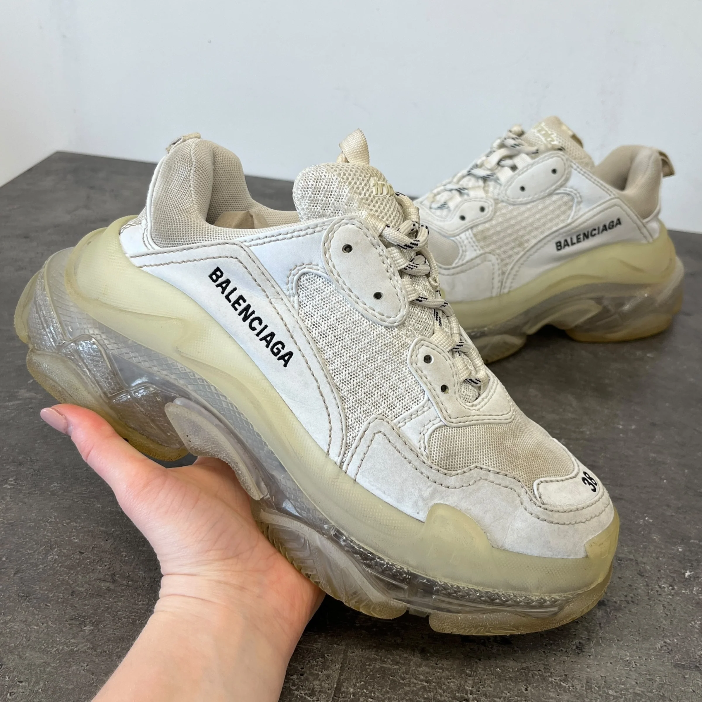 Women's Triple S Low Trainers White Size EU 38 / UK 5 - Image 11