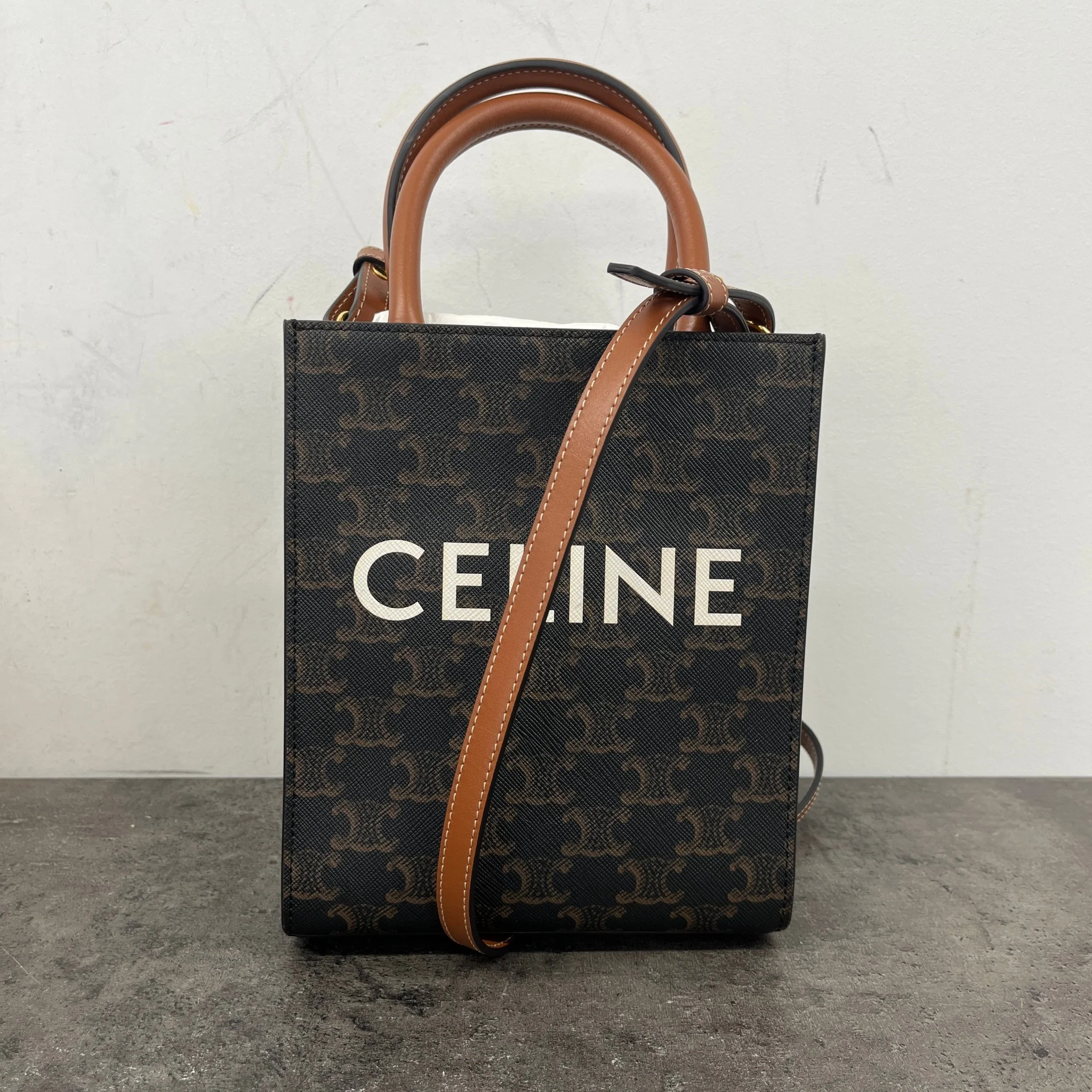 Women's Vertical Cabas Triomphe Tote Bag Brown - Image 9