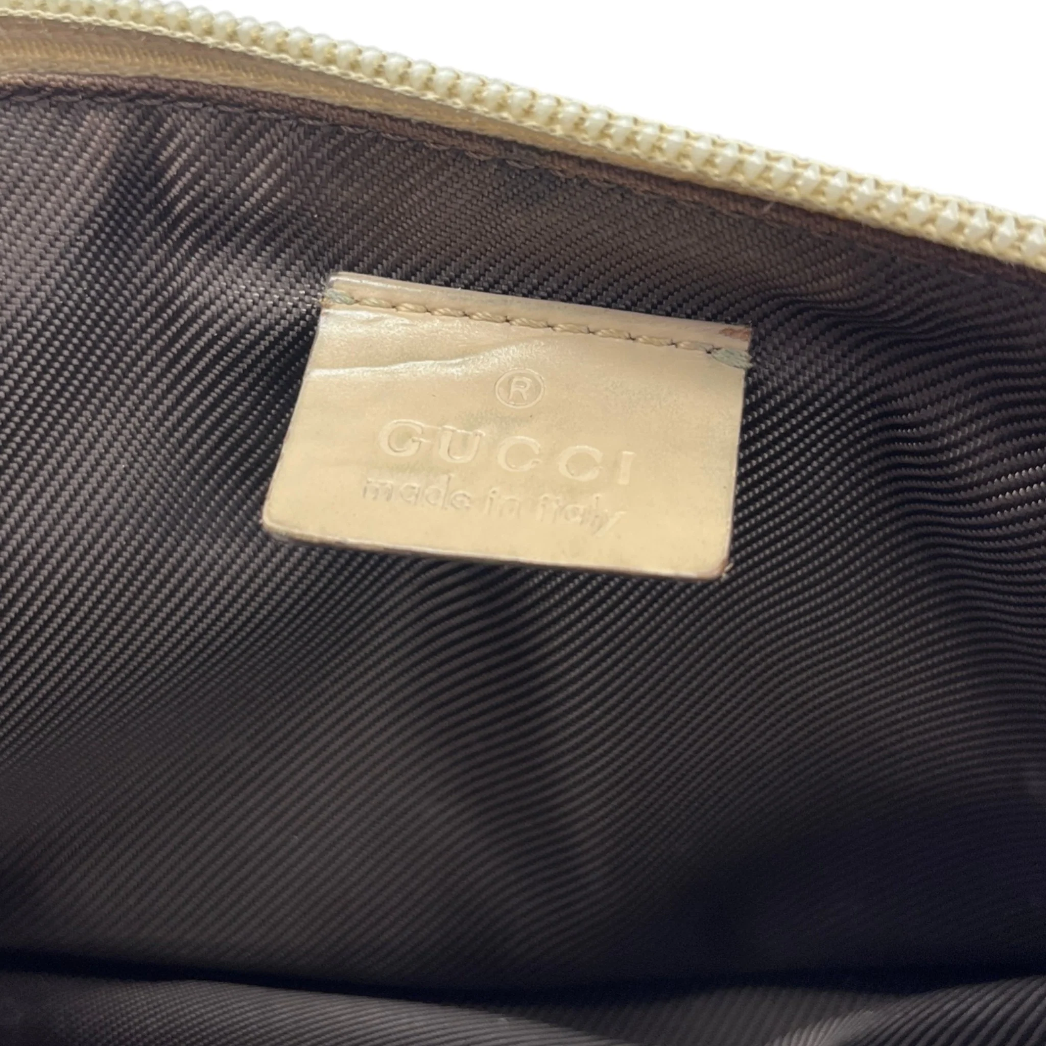 Women's Vintage Gg Supreme Boat Pochette Bag Beige - Image 12