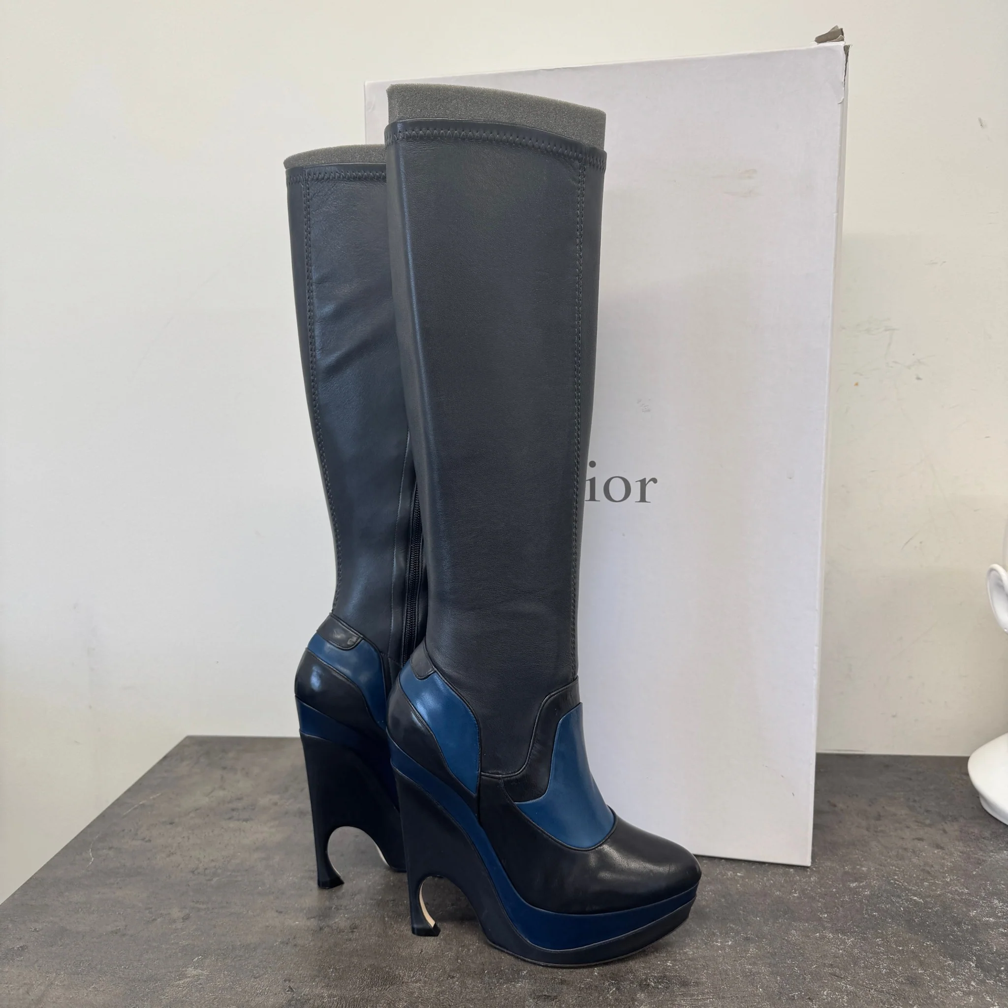 Women's Whipsitch Trim Boots Black Size EU 39 / UK 6 - Image 12