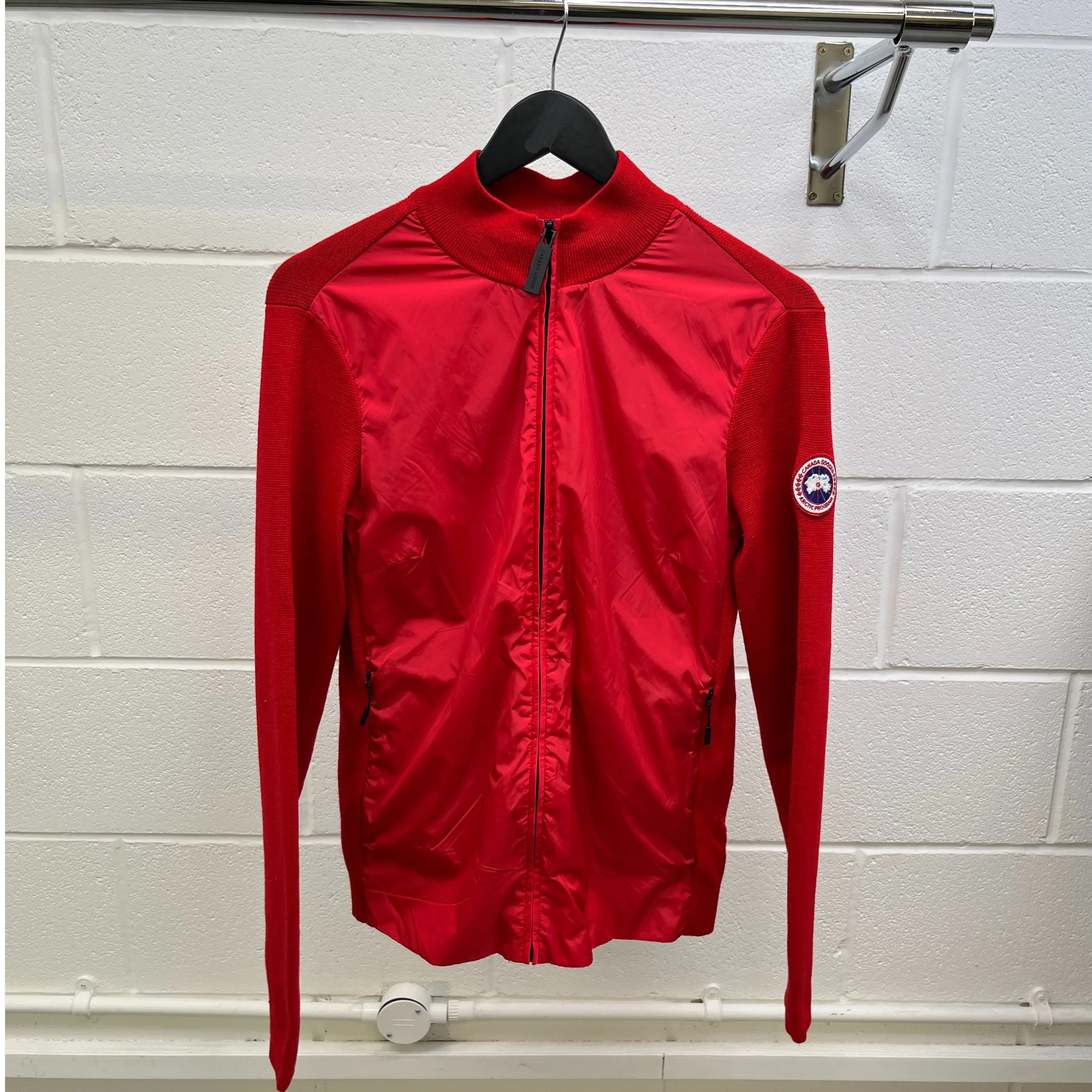 Women's Windbridge Jacket Red Size M - Image 8