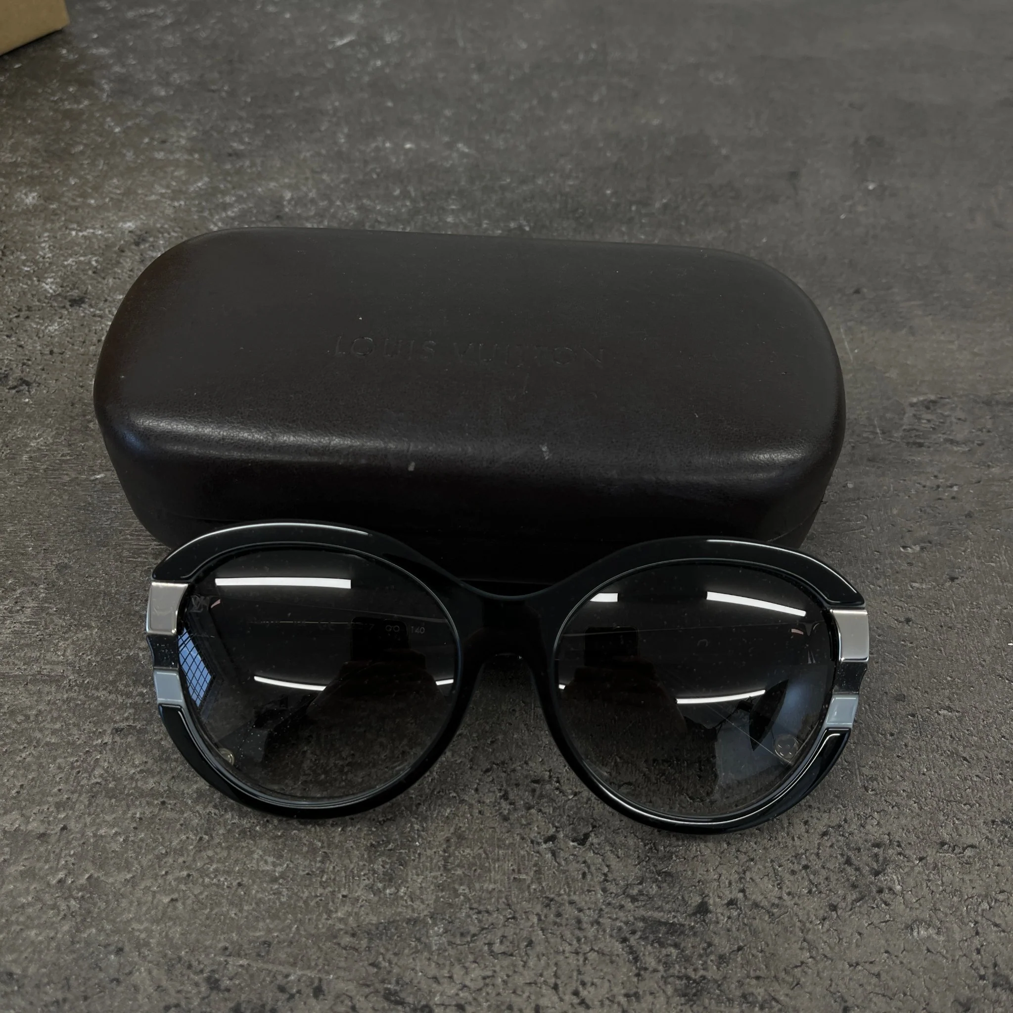 Women's Z0489W Sunglasses Black - Image 7