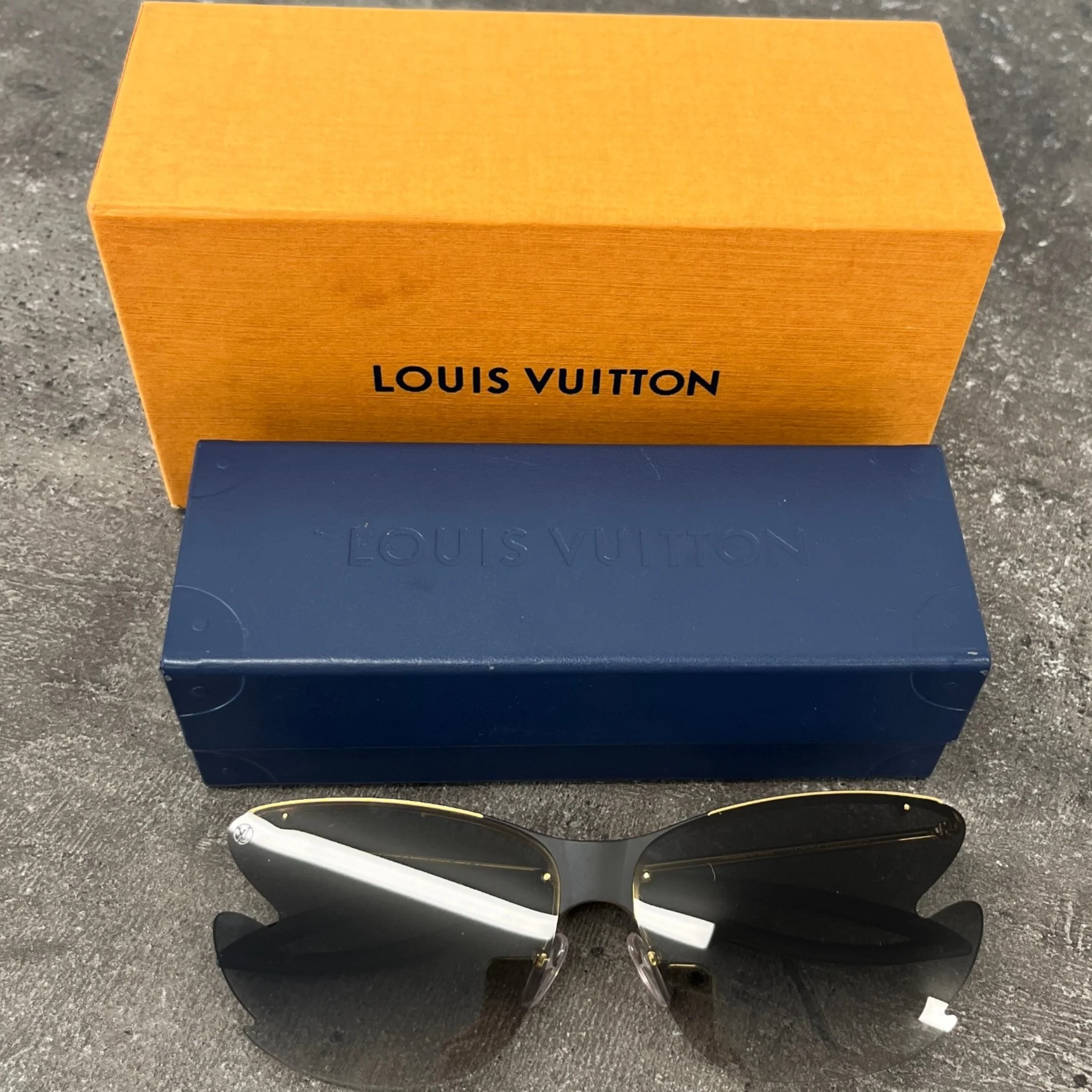 Women's Z1233W Sunglasses Gold - Image 7
